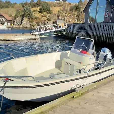6 Person In Urangsvag Nyaraló Steinsbø